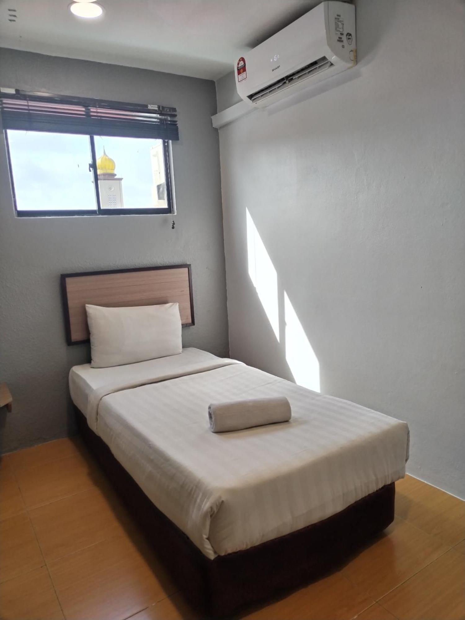 Maple Boutique Hotel Kota Bharu Exterior photo