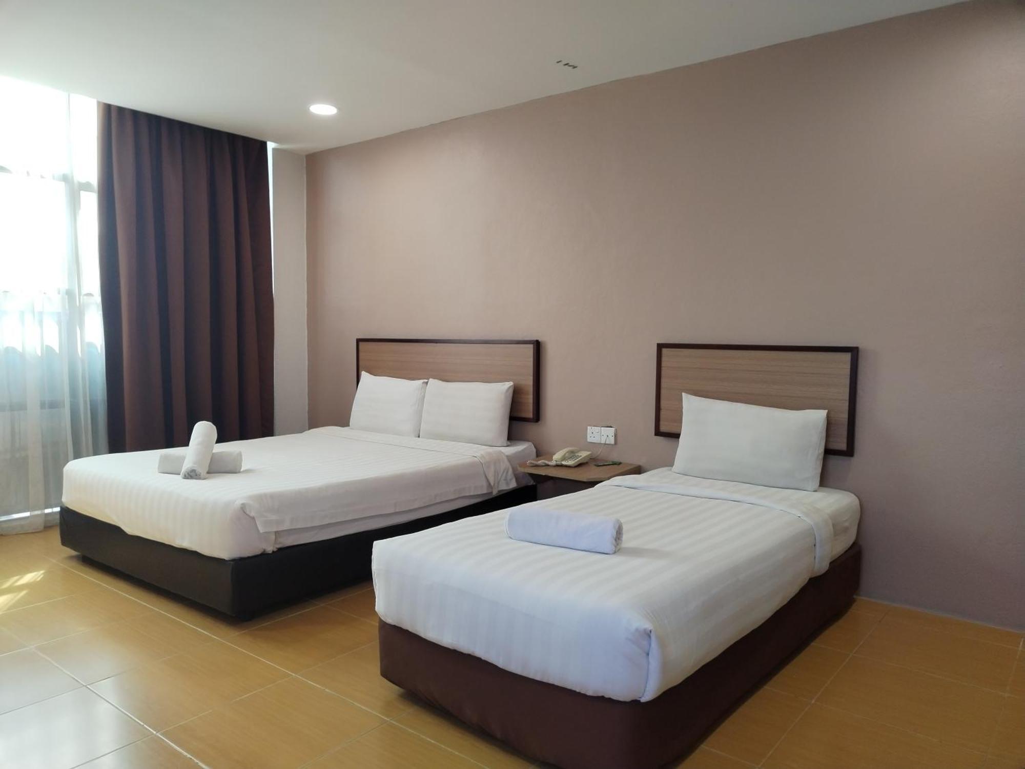 Maple Boutique Hotel Kota Bharu Exterior photo